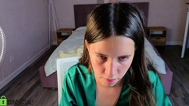 Molly_Miavka webcam