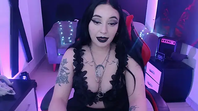 Nyxnocturne webcam