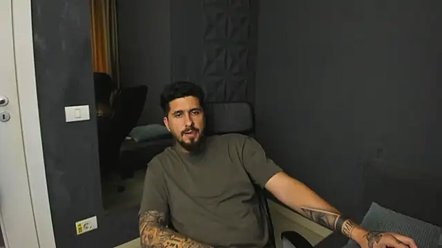 LoganStroud webcam