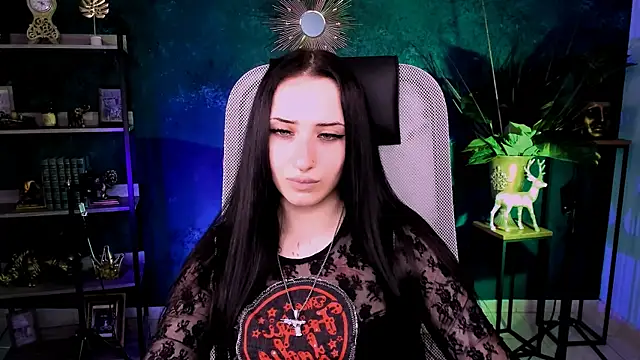 MonicaLowes webcam