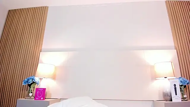 MiaaRouge webcam