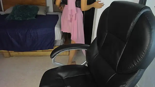 Safiya__ webcam