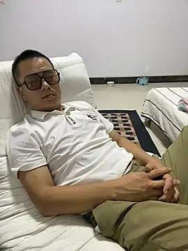 guan0777 webcam