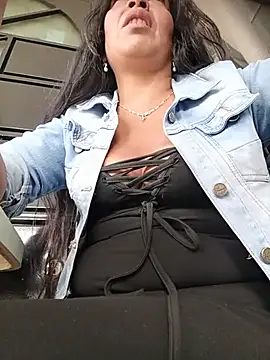 shailademons- webcam