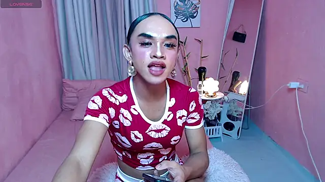 VivienneLuxe webcam