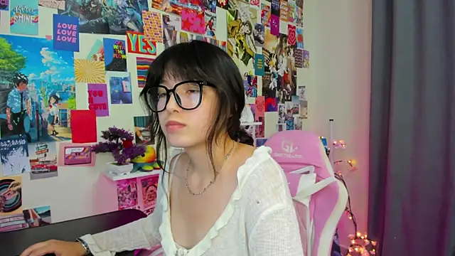 AlishaTempt webcam