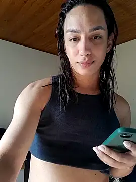Modelo: ofjuliaa