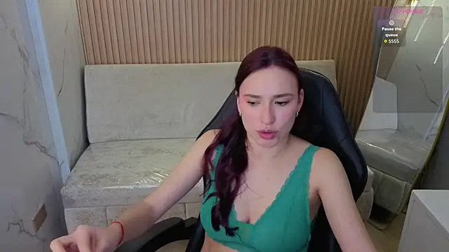 angel_bloom_cn webcam