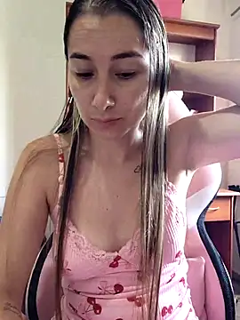Lipzzy_sun20 webcam