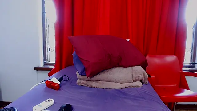 SexyBustyBoobs webcam