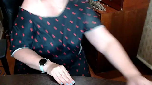 AlisaHot55 webcam