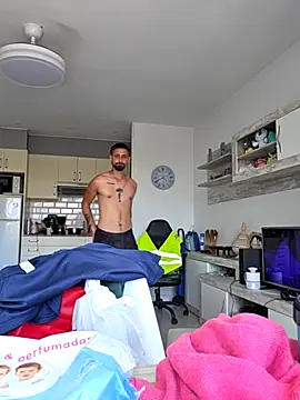 omarito100 webcam