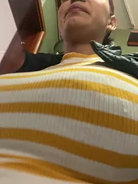 Sara-77 webcam