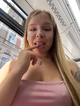 Liza_risky webcam