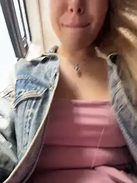 Liza_risky 🤥 online naked stream