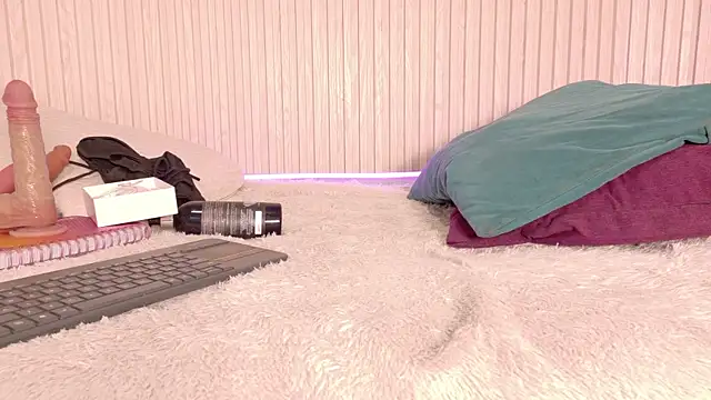 MiaJanss webcam