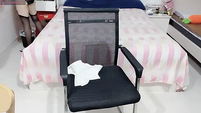 miaomiao-99 webcam