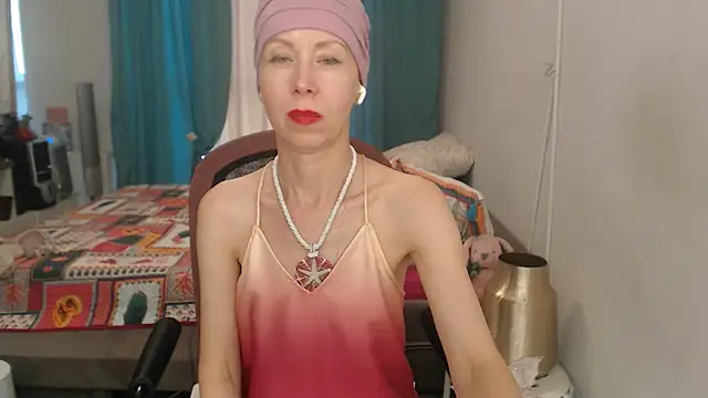 LuxuryNika webcam