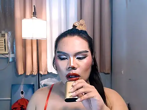 TSbrianaHugeCock webcam