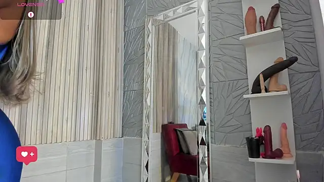 BriannaChelsea webcam