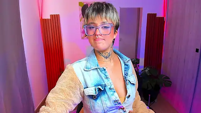 Rebeka-baker webcam