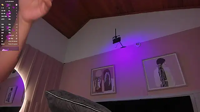 elodie_walker webcam
