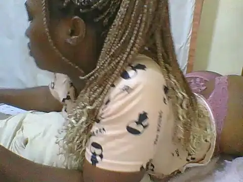 cute_lavenda webcam