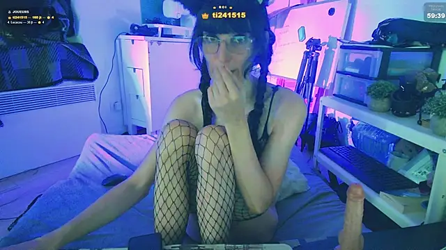CeriseLapine webcam