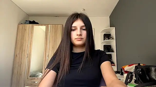 SpanishRooter webcam
