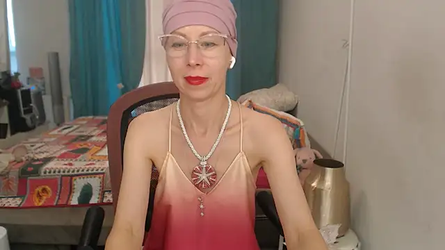 LuxuryNika webcam