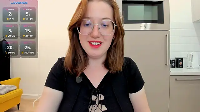 Charmy_Gracy webcam