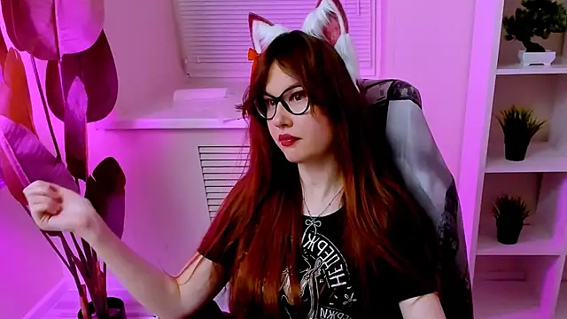 CarolGiggly webcam