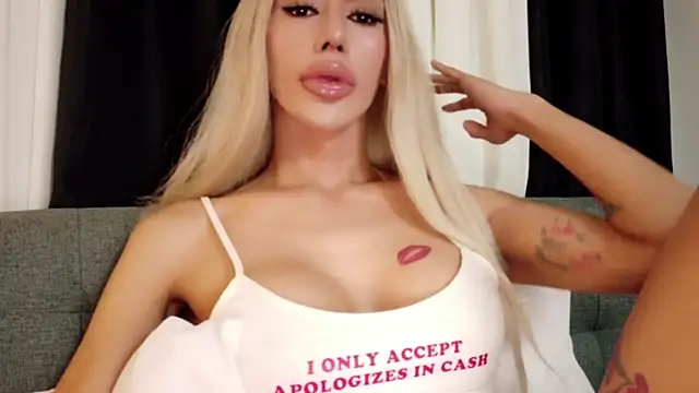 forever_misscandace - Forever_MissCandace's free webcam - UK Sex Cams