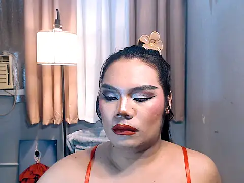 TSbrianaHugeCock webcam
