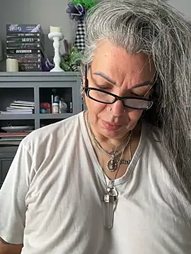 dieseldame1313 webcam