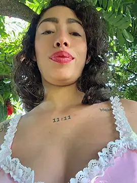 roxyrougee webcam