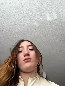 Valery_Salmons webcam