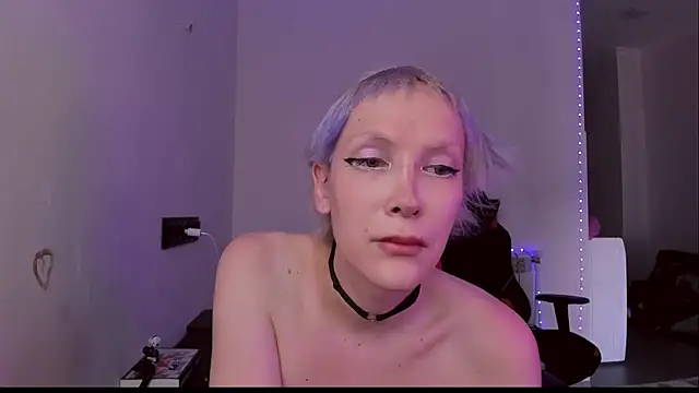 Lyricca webcam