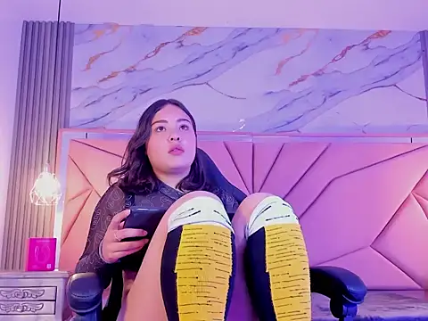 PamelaCollinsVS webcam