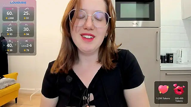 Charmy_Gracy webcam