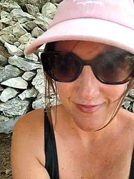 spritzmaus (F milf) - LT VID/Pussy Close Up