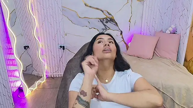 peachy_tay (F teen) - 🍒DEEP THROAT🍒