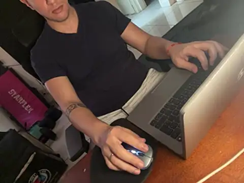 jeff_pepper (Ask my age) - Cum / gozar