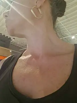 milflovelyxxx webcam