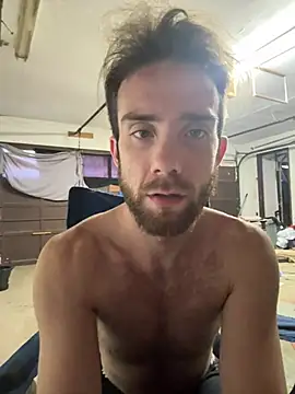 WhiteBoyyAhFreak913 webcam
