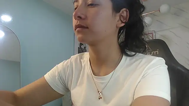 victoria_hernandez_t_ webcam