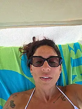 sexy7883 webcam