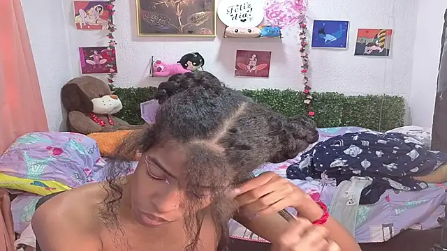 thianahorny webcam