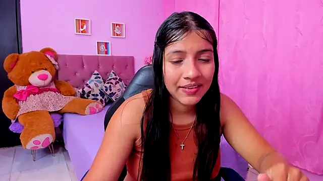 zara_cute webcam
