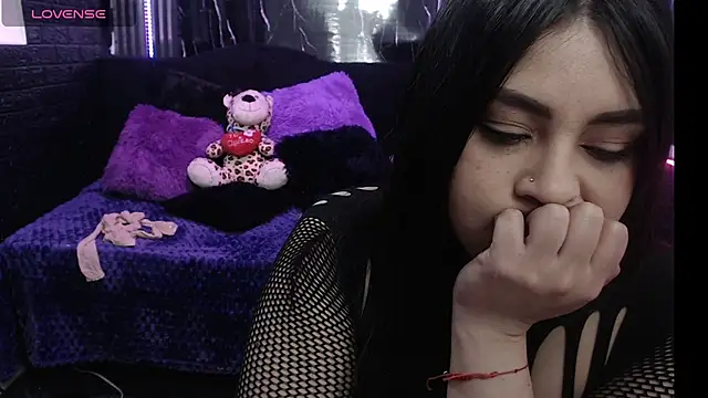 lehia_285 live cam on StripChat